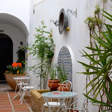 Marisa Hotel 2*